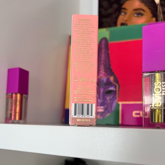 Juvia’s Place Volumizing Gloss Stick - Sugar Cookie - Picture 8 of 8